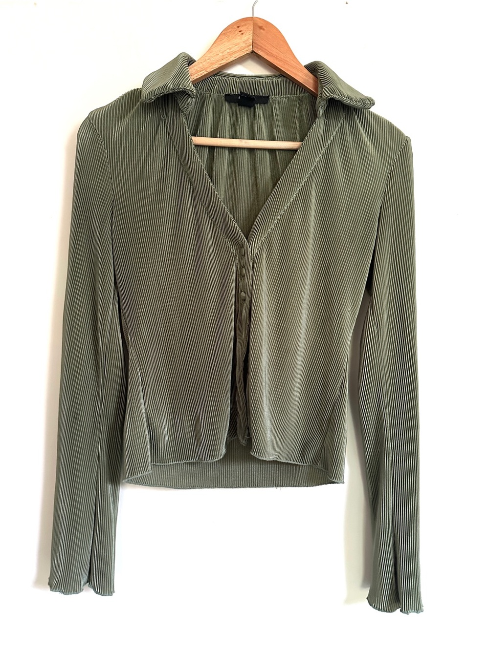 Forever 21 Pleated Button Front Top
